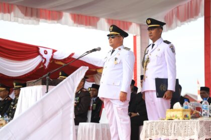 Hut RI, Aceh Utara, Ayahwa, Pengibaran Bendera Merah Putih