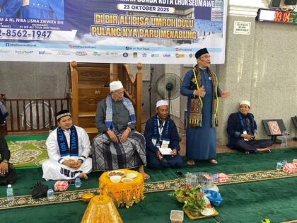 Abu Hasballah Ketapang, Peusijuk Jamaah Umrah, Umrah Aceh 2025, Kloter 55 Bir Ali, Bir Ali Tour and Travel, Ulama Aceh, Lhokseumawe, Berita Religi Aceh, Pos Independent