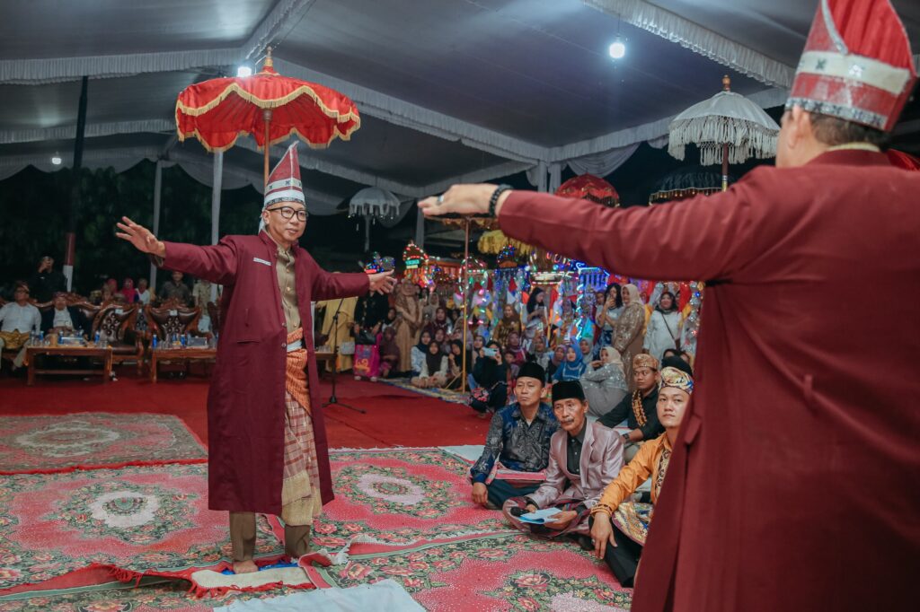 Gubernur Rahmat Mirzani Djausal, Cangget Turun Mandei, Budaya Lampung, Pelestarian Adat Lampung