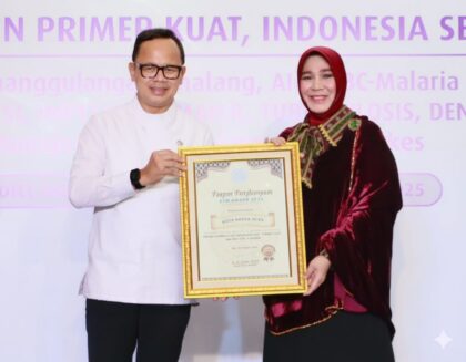 ADINKES Award 2025, Illiza Sa’aduddin Djamal, Wali Kota Banda Aceh, Penanggulangan AIDS, TBC, Malaria, RSSH Banda Aceh, Kesehatan Banda Aceh