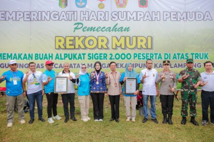 Lampung Timur, Wagub Jihan Nurlela, Alpukat Siger, Rekor MURI, Hortikultura Lampung, Berita Lampung, Produk Unggulan Daerah, Ekspor Buah, Pemerintah Provinsi Lampung, Lampung Timur Maju