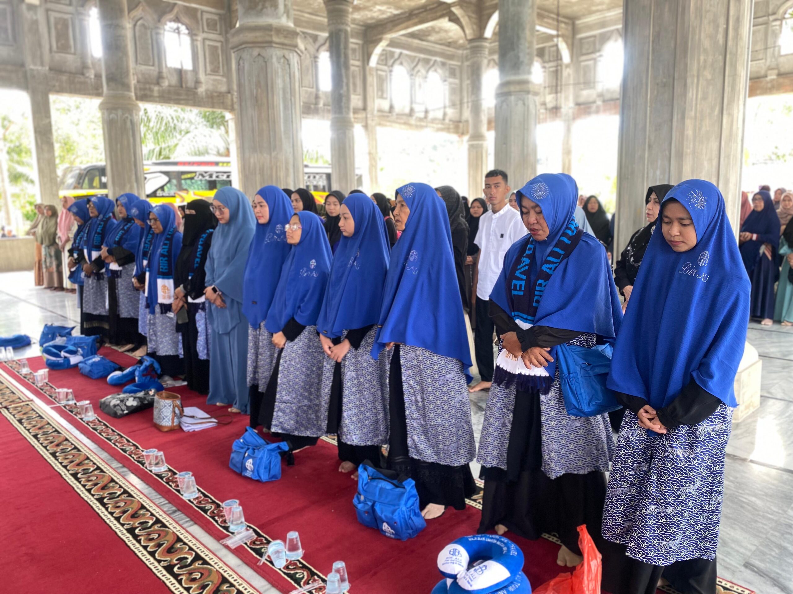 jamaah umrah Lhokseumawe, Dayah Abati, Waled Isa, Kloter 54, Bir Ali Tour, umrah 2025, ibadah umrah Aceh, Kemenag Lhokseumawe, berita Aceh, Pos Independent