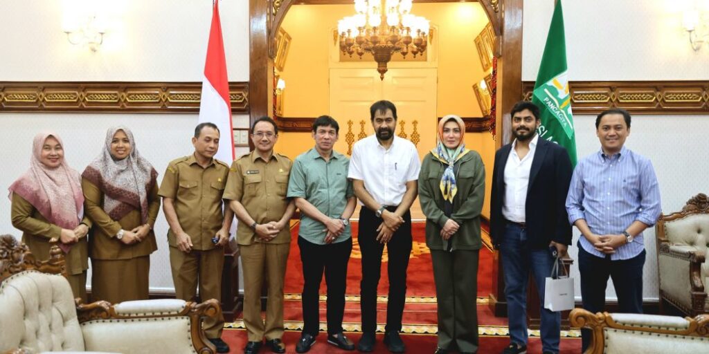 Gubernur Aceh, Muzakir Manaf, Blackstone Malaysia, investasi peternakan Aceh, Vie Shantie Khan, investasi Malaysia di Aceh, makan bergizi gratis, Prabowo Subianto, ekonomi Aceh