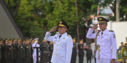 hari pahlawan 2025 aceh, fadhlullah, wagub aceh, taman makam pahlawan peuniti, ziarah nasional banda aceh, peringatan hari pahlawan, forkopimda aceh, nyak adam kamil