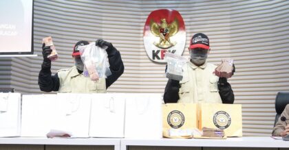 KPK tangkap Bupati Cilacap dalam OTT dugaan pemerasan THR Rp610 juta dari perangkat daerah Pemkab Cilacap