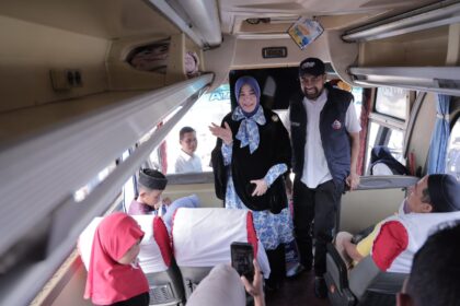 Wali Kota Banda Aceh Illiza Saaduddin Djamal menghadiri pelepasan Mudik Gratis Pemerintah Aceh 2026 di Terminal Batoh Banda Aceh