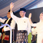 pawai takbir Batam 2026, malam takbiran Batam, Idulfitri Batam, Engku Putri Batam, mobil hias Batam, salat Id Batam, Pawai takbir Batam 2026 dengan mobil hias di Dataran Engku Putri dan keramaian warga