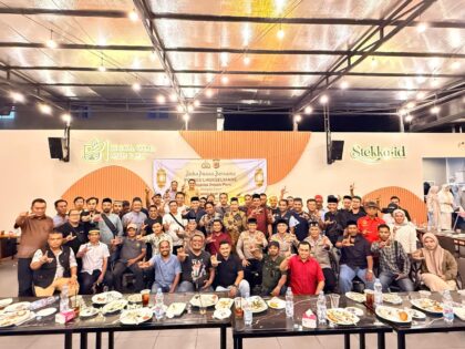 Kapolres Lhokseumawe buka puasa bersama wartawan dan santuni anak yatim.