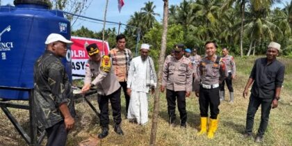 sumur bor Aceh Utara, korban banjir, Polantas Aceh Utara, bantuan air bersih, Langkahan, Seunuddon, pascabencana