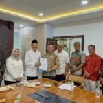 Bupati Aceh Utara Ismail A Jalil bertemu Menteri Sosial di Jakarta membahas percepatan pencairan jadup korban bencana Aceh Utara