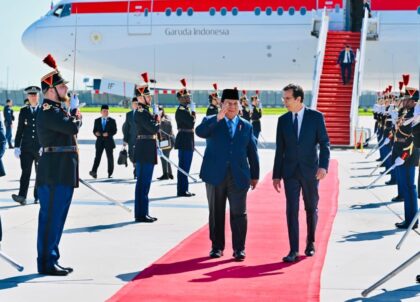 Presiden Prabowo Subianto tiba di Bandara Orly Paris dalam kunjungan kenegaraan Indonesia ke Prancis 2026