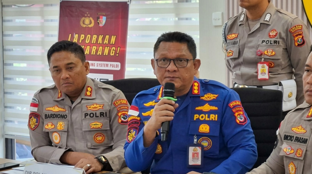 Polda NTT gagalkan penyelundupan 9 WN Uzbekistan ke Australia melalui Kupang dan tetapkan dua tersangka.