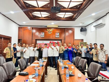 Pembangunan Lhokseumawe (Perseroda) kembangkan bisnis pengelolaan limbah Bahan Berbahaya dan Beracun (B3) bersama sejumlah perusahaan industri yang beroperasi di Kawasan Ekonomi Khusus (KEK). Kamis, 02 Juli 2026. Foto: Dok Ist.