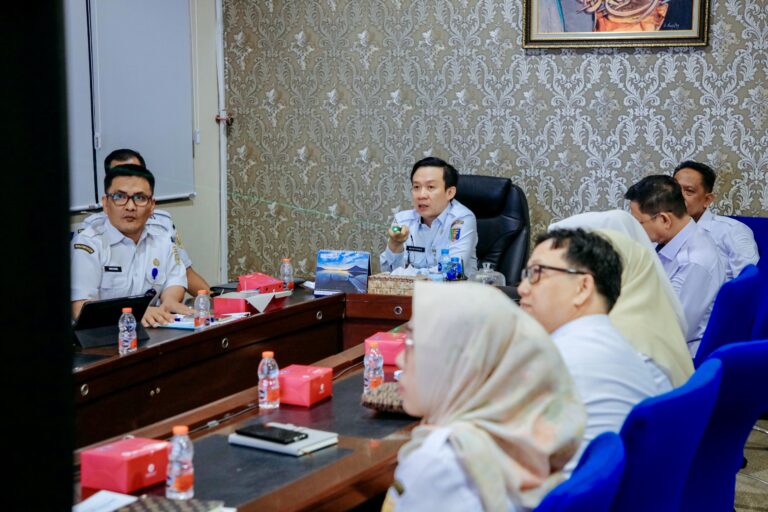 Sekdaprov Lampung Marindo Kurniawan saat membahas tata kelola organisasi Pemprov Lampung