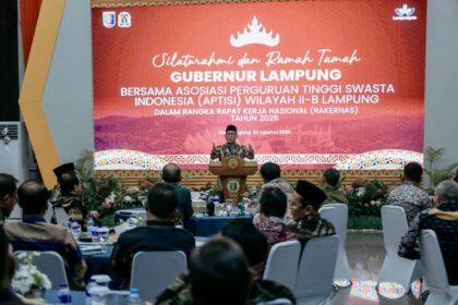 Gubernur Lampung Rahmat Mirzani Djausal membuka acara silaturahmi dan ramah tamah bersama Perguruan Tinggi / APTISI Wilayah II-B Lampung di Aula Mahan Agung
