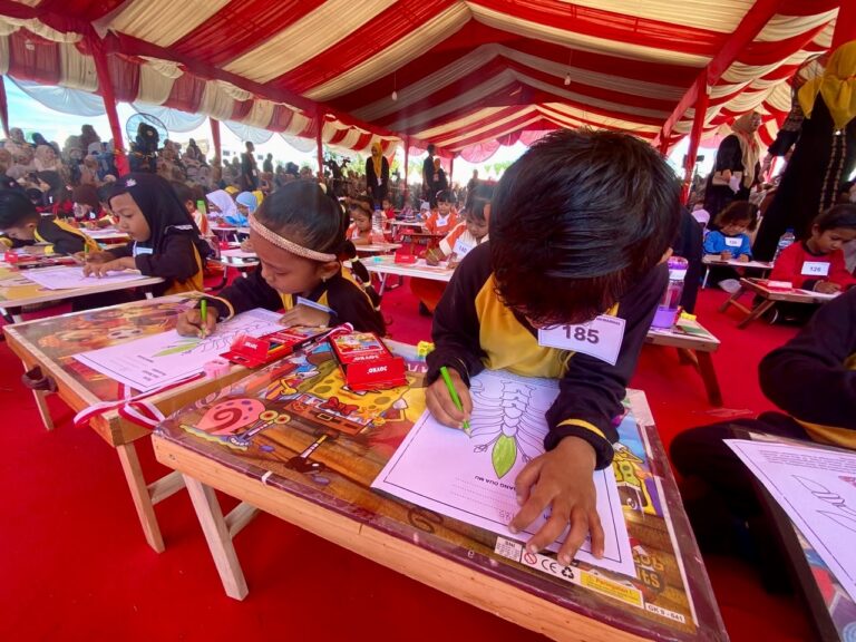 302 siswa PAUD mengikuti lomba mewarnai di Aceh Utara