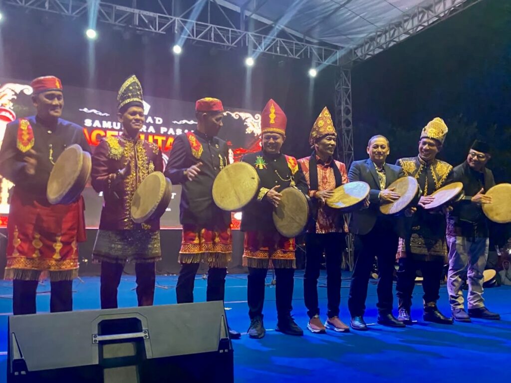 Pembukaan Milad ke-800 Samudera Pasai di halaman Kantor Bupati Aceh Utara