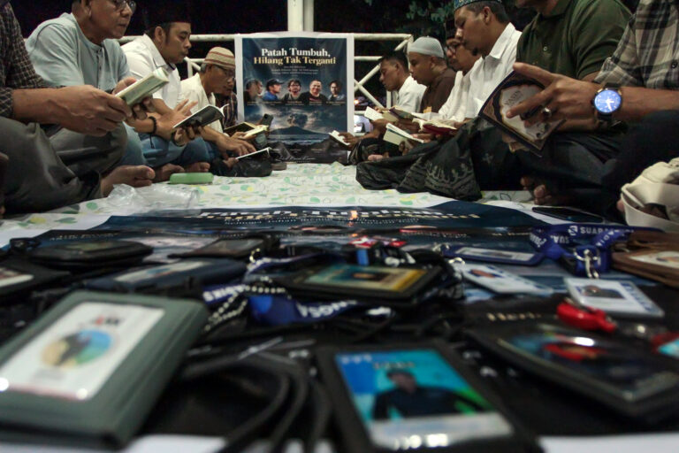 Wartawan Aceh yasinan untuk lima jurnalis hilang di Anak Krakatau