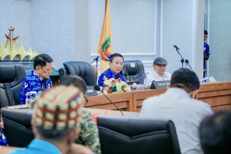Pemprov Lampung, Marindo Kurniawan rapat masyarakat hukum adat Lampung
